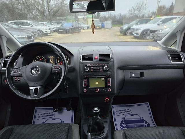 VW Touran 1.4TSI 150к.с - автомобили, коли, обяви за нови и употребявани 15