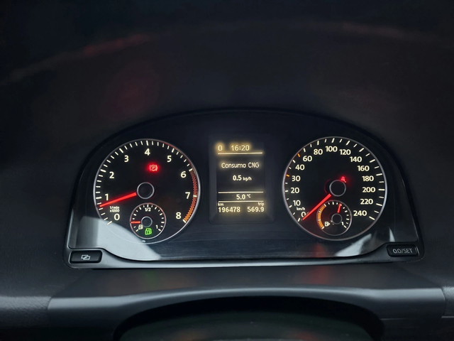 VW Touran 1.4TSI 150к.с - автомобили, коли, обяви за нови и употребявани 16