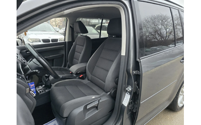 VW Touran 1.4TSI 150к.с - автомобили, коли, обяви за нови и употребявани 9
