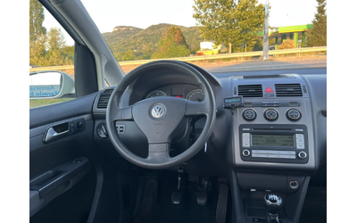 VW Touran 1.9 TDI 105кс 7 МЕСТА 6 СКОРОСТИ FACE КЛИМАТРОНИК - автомобили, коли, обяви за нови и употребявани 12