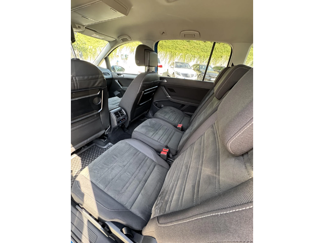 VW Touran - автомобили, коли, обяви за нови и употребявани 8