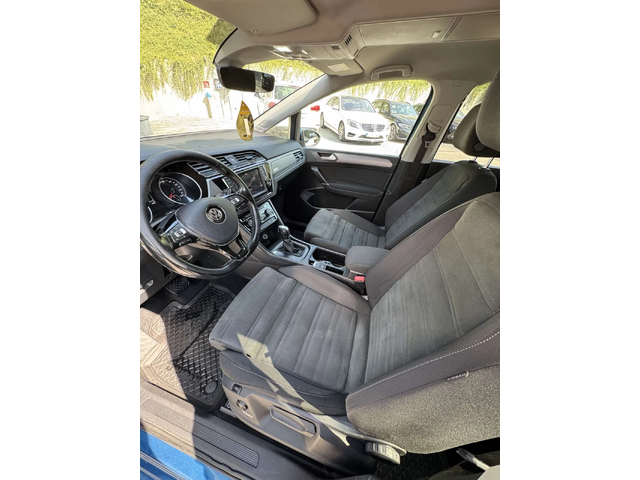 VW Touran - автомобили, коли, обяви за нови и употребявани 9