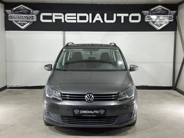 VW Touran - автомобили, коли, обяви за нови и употребявани 1