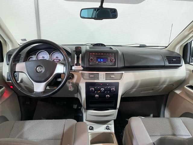 VW Touran 3.8i * 6+ 1 * Раутан * - автомобили, коли, обяви за нови и употребявани 7