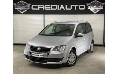 vw-touran - 0