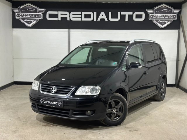 VW Touran * Auto* * NAVI* - автомобили, коли, обяви за нови и употребявани 0