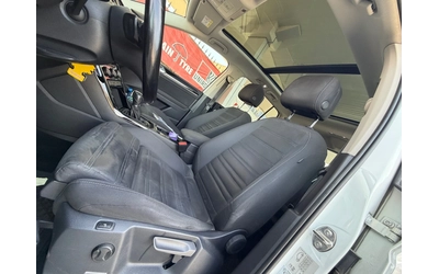 VW Touran 2.0TDI* 7места* Панорама* Масаж* - автомобили, коли, обяви за нови и употребявани 12
