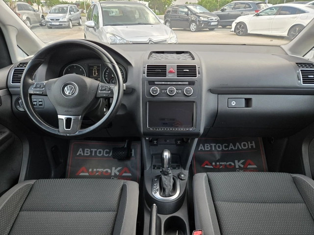 VW Touran 2.0TDI-140кс= АВТОМАТ= FACELIFT= NAVI= АВТОПИЛОТ - автомобили, коли, обяви за нови и употребявани 11