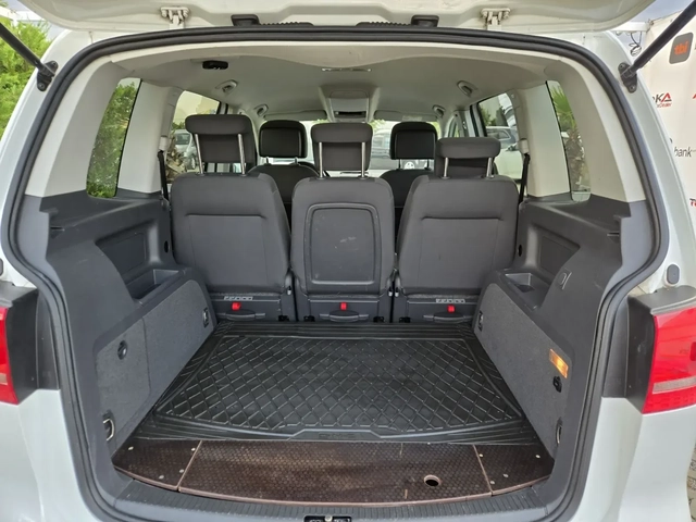 VW Touran 2.0TDI-140кс= АВТОМАТ= FACELIFT= NAVI= АВТОПИЛОТ - автомобили, коли, обяви за нови и употребявани 9