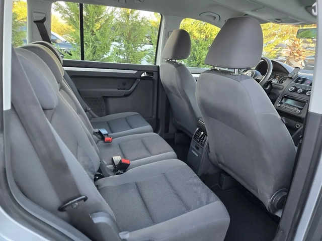 VW Touran 1.6TDI-105кс= 7МЕСТА= 6СК= ПОДГРЕВ= АВТОПИЛОТ - автомобили, коли, обяви за нови и употребявани 13