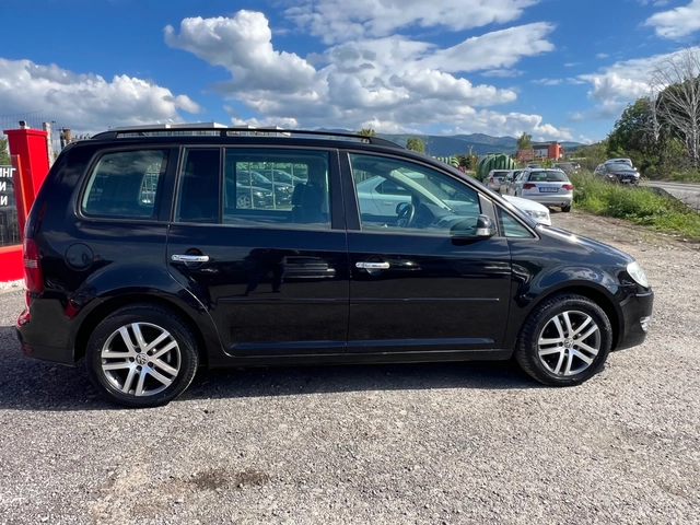 VW Touran 2.0/ ЛИЗИНГ!!!!! - автомобили, коли, обяви за нови и употребявани 5