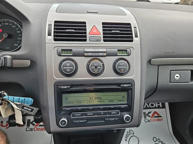 VW Touran 2.0i-109кс= ФАБРИЧЕН МЕТАН= FACELIFT= HIGHLINE - автомобили, коли, обяви за нови и употребявани 15