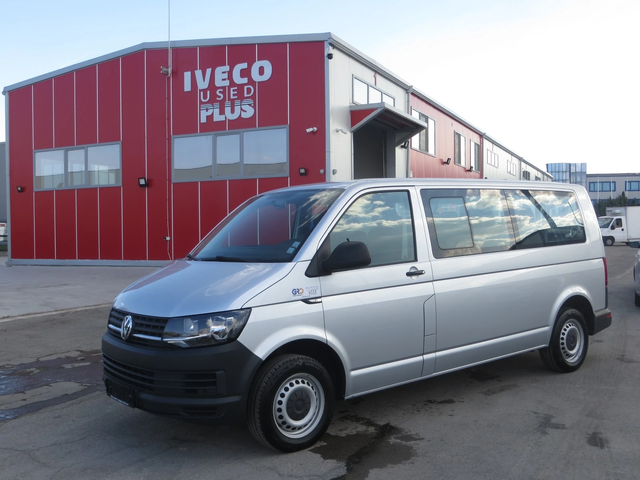VW Transporter ПЪТНИЧЕСКИ 8+ 1 МЕСТА - автомобили, коли, обяви за нови и употребявани 0