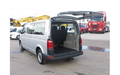 VW Transporter ПЪТНИЧЕСКИ 8+ 1 МЕСТА - автомобили, коли, обяви за нови и употребявани 14