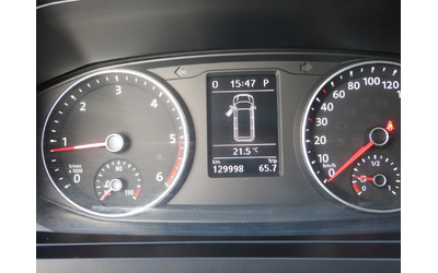 VW Transporter ПЪТНИЧЕСКИ 8+ 1 МЕСТА - автомобили, коли, обяви за нови и употребявани 9