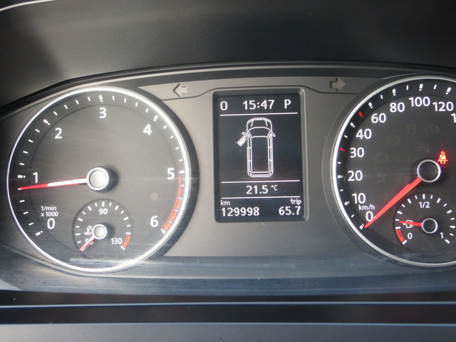 VW Transporter ПЪТНИЧЕСКИ 8+ 1 МЕСТА - автомобили, коли, обяви за нови и употребявани 9