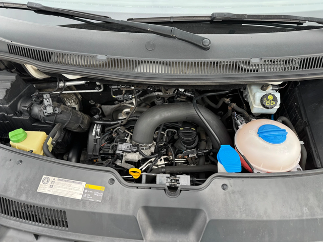 VW Transporter 2.0TDI-AUTOMATIC-ХЛАДИЛЕН-29 - автомобили, коли, обяви за нови и употребявани 2