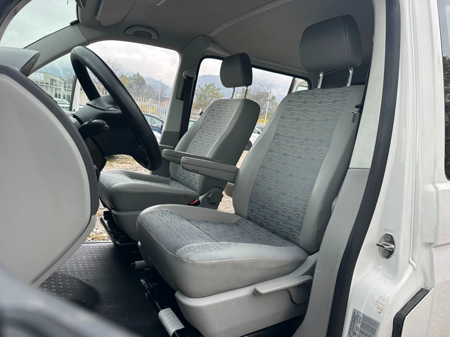 VW Transporter 2.0TDI 140kc LONG 6MESTA - автомобили, коли, обяви за нови и употребявани 8