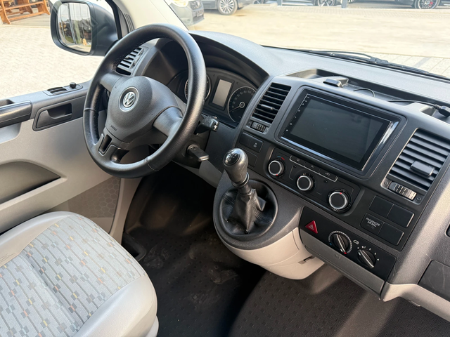 VW Transporter 2.0TDI 9-местен 2хКлима - автомобили, коли, обяви за нови и употребявани 11