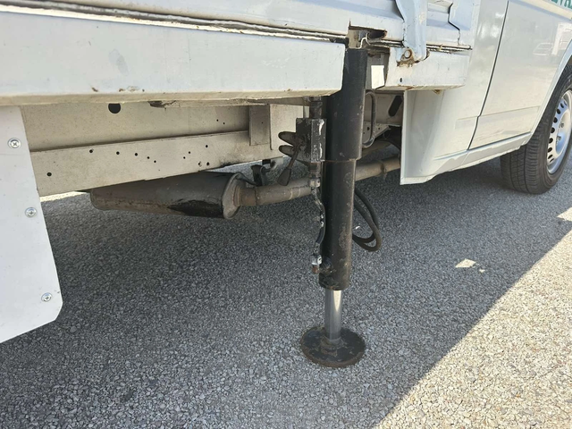 VW Transporter - автомобили, коли, обяви за нови и употребявани 8