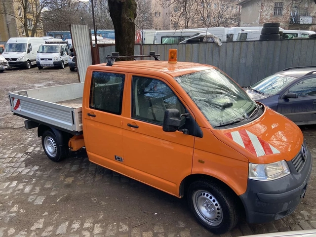 VW Transporter T5 - 1.9TDi - автомобили, коли, обяви за нови и употребявани 0
