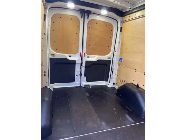 VW Transporter T5 - 1.9TDi - автомобили, коли, обяви за нови и употребявани 5