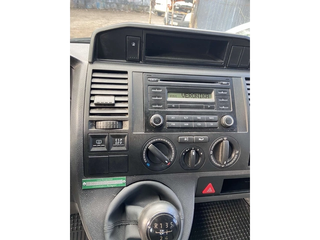 VW Transporter T5 - 1.9TDi - автомобили, коли, обяви за нови и употребявани 7