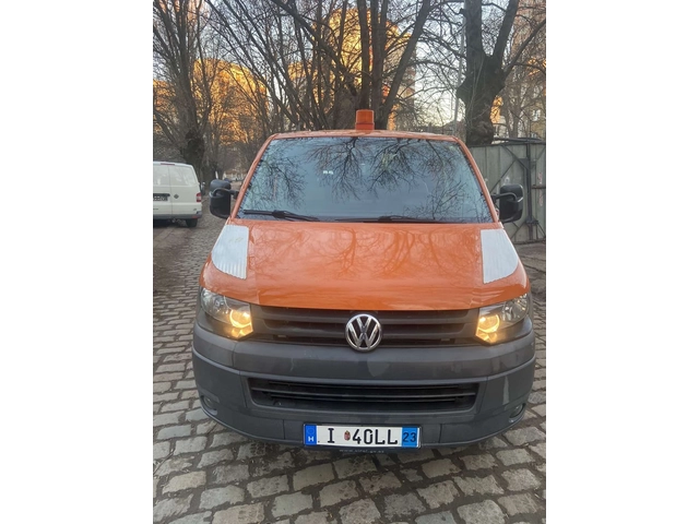 VW Transporter 2, 0 TDi - автомобили, коли, обяви за нови и употребявани 1