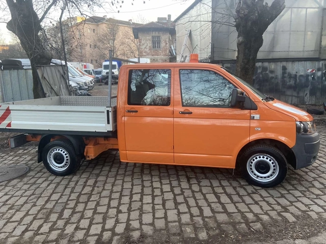 VW Transporter 2, 0 TDi - автомобили, коли, обяви за нови и употребявани 2