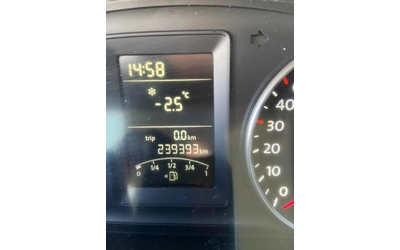 VW Transporter T5 - 2.0TDi - автомобили, коли, обяви за нови и употребявани 9