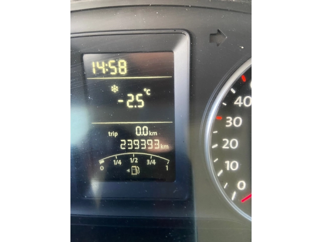 VW Transporter T5 - 2.0TDi - автомобили, коли, обяви за нови и употребявани 9