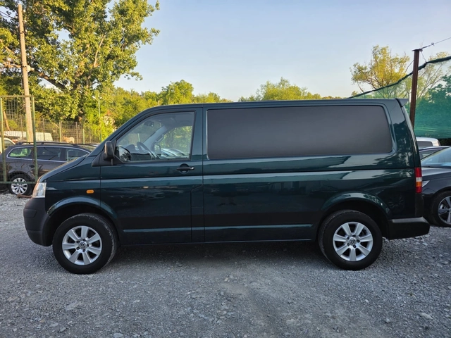 VW Transporter 2.5TDI 131K.C. / КЛИМАТИК / ТЕМПОМАТ / 2007 ГОДИНА - автомобили, коли, обяви за нови и употребявани 4