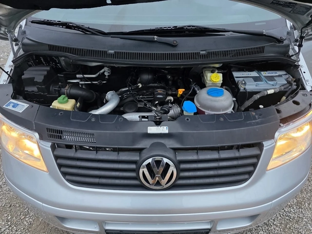 VW Transporter 2.5TDI 174K.C. / АВТОМАТ / ДЪЛГА БАЗА / КЛИМАТИК - автомобили, коли, обяви за нови и употребявани 14
