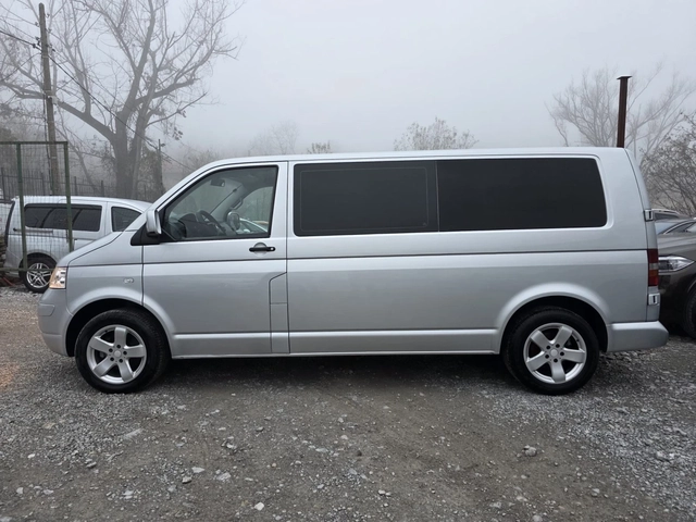 VW Transporter 2.5TDI 174K.C. / АВТОМАТ / ДЪЛГА БАЗА / КЛИМАТИК - автомобили, коли, обяви за нови и употребявани 6