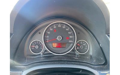 VW Up 1.0 5MT - автомобили, коли, обяви за нови и употребявани 15