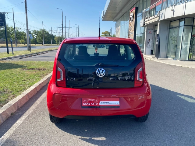 VW Up 1.0 5MT - автомобили, коли, обяви за нови и употребявани 5